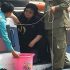 Permalink ke Menteri Siti Telusuri Sungai Siak, Ambil Sampel Air untuk Cek Pencemaran