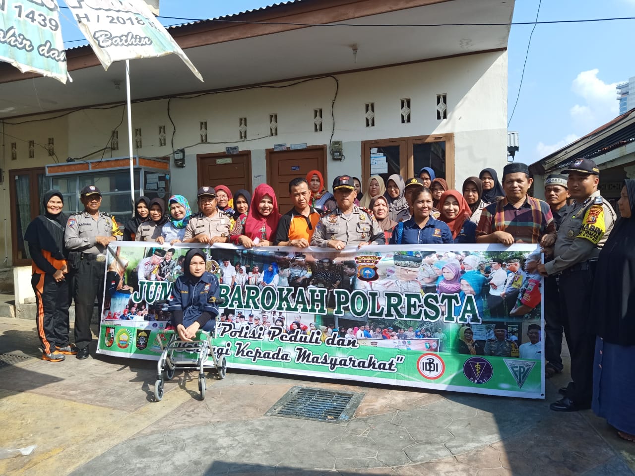 Permalink ke Tim Jumat Barokah Polreta Pekanbaru Kunjungi Anak Penderita Hidrosefalus di Kelurahan Tanah Datar