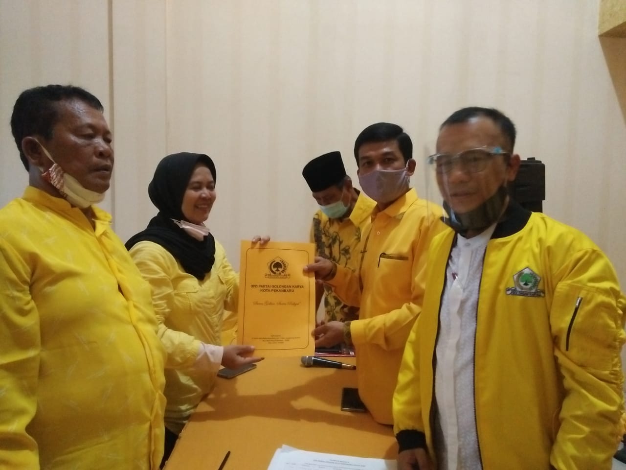 Permalink ke Ikut Maju sebagai Calon Ketua DPD II Pekanbaru, Masny Ernawati Sebut Sahril Sosok Demokratis
