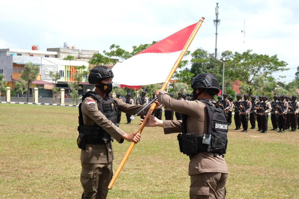 Permalink ke 100 Personel Brimob BKO Polda Papua Berhasil Selesaikan Tugas, Atas Nama Negara Kapolda Riau Ucapkan Terimakasih