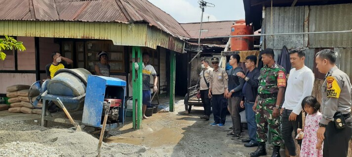 Permalink ke Polsek Payung Sekaki Lakukan Operasi Yustisi Bersama Tim Pemburu Teking Covid19 Di Kota Pekanbaru