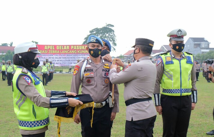 Permalink ke Pimpin Gelar Pasukan, Kapolda Riau : Jalankan Misi dan Capai Tujuan Operasi Ini.