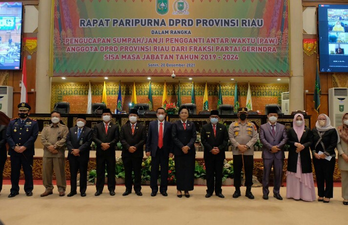 Permalink ke Sampaikan Pidato Pada Sidang Paripurna DPRD, Irjen Agung Setia : Terimakasih Masyarakat Riau.