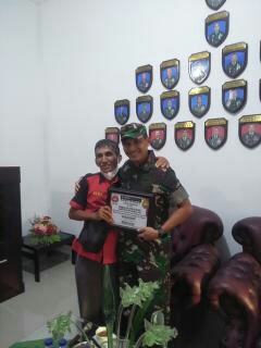 Permalink ke Berita Foto : Silaturahmi Bersama Danrem 031/WB Brigjen TNI M Syech Ismed,DPP AMI Serahkan Plakat Dan Piagam Penghargaan