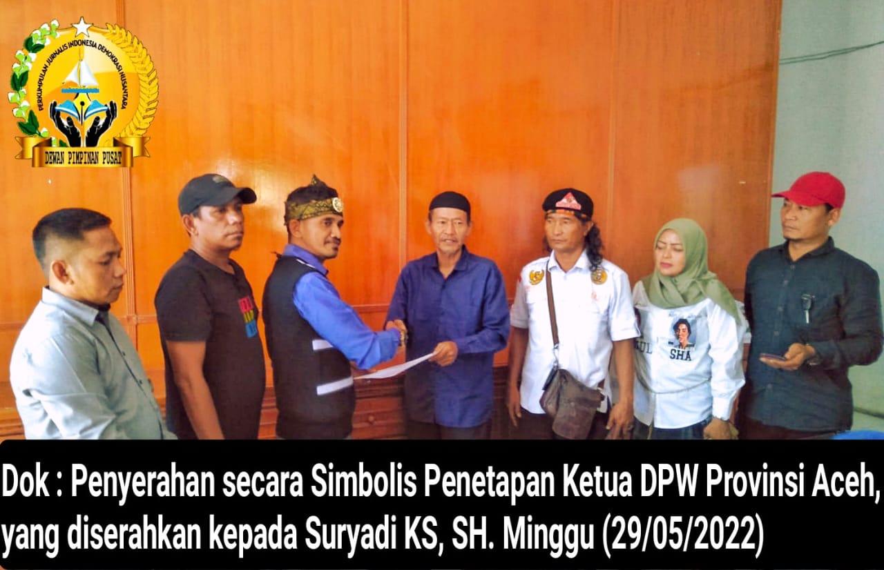Permalink ke Suryadi KS, SH Resmi Pimpin DPW PJID Nusantara se Provinsi Aceh, Ini yang Disampaikan Ismail Sarlata