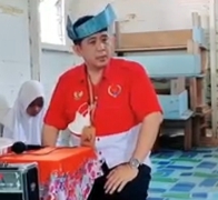 Permalink ke Hina Wartawan Yang Juga Pengurus DPC PWRI Kuantan Singingi Terkait Berita Tender Proyek, PWRI Riau Desak Suhardiman Amby Minta Maaf