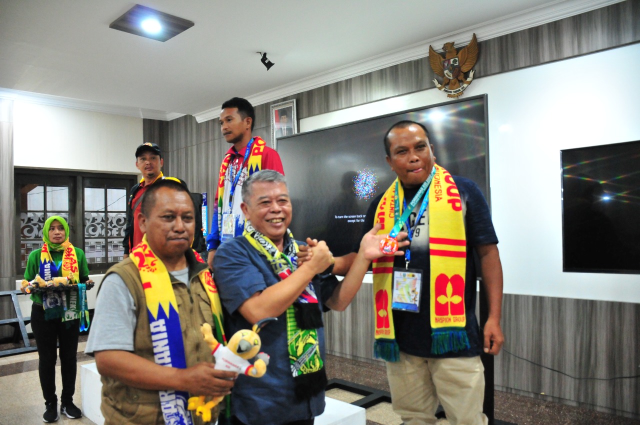 Permalink ke Jonathan Surbakti, Sumbangkan Medali Perunggu Untuk PWI Riau di Lomba Fotografi Porwanas XIII Malang