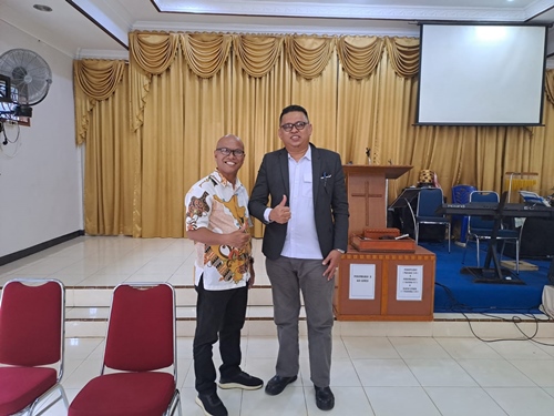 Permalink ke Bantuannya Nyata dan Suka Dampingi Masyarakat, Ketua KNPI Riau Ini Didorong Jadi DPD-RI