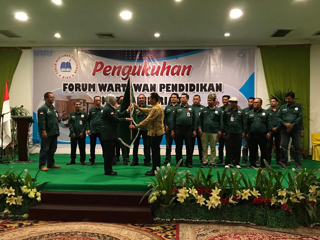 Permalink ke Resmi Dikukuhkan, Munazlen Nazir Nahkodai Forwadik Riau Periode 2022-2025
