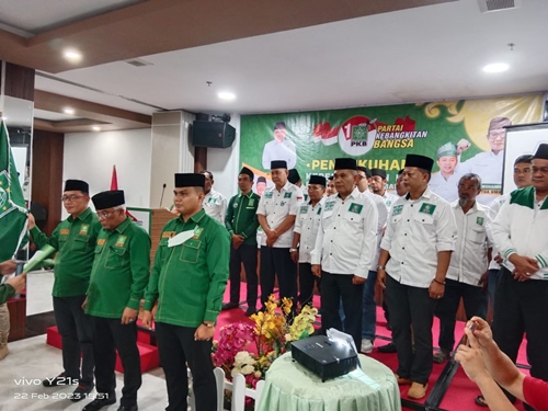 Permalink ke Ketua DPW PKB Riau Abdul Wahid Resmi Kukuhkan DPC PKB Kota Dumai Periode 2022-2026