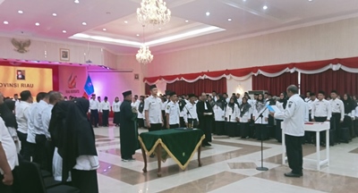 Permalink ke Pemprov Riau Kembali Lantik Kepala Sekolah  SMA/SMK Negeri,Berikut Daftar Namanya