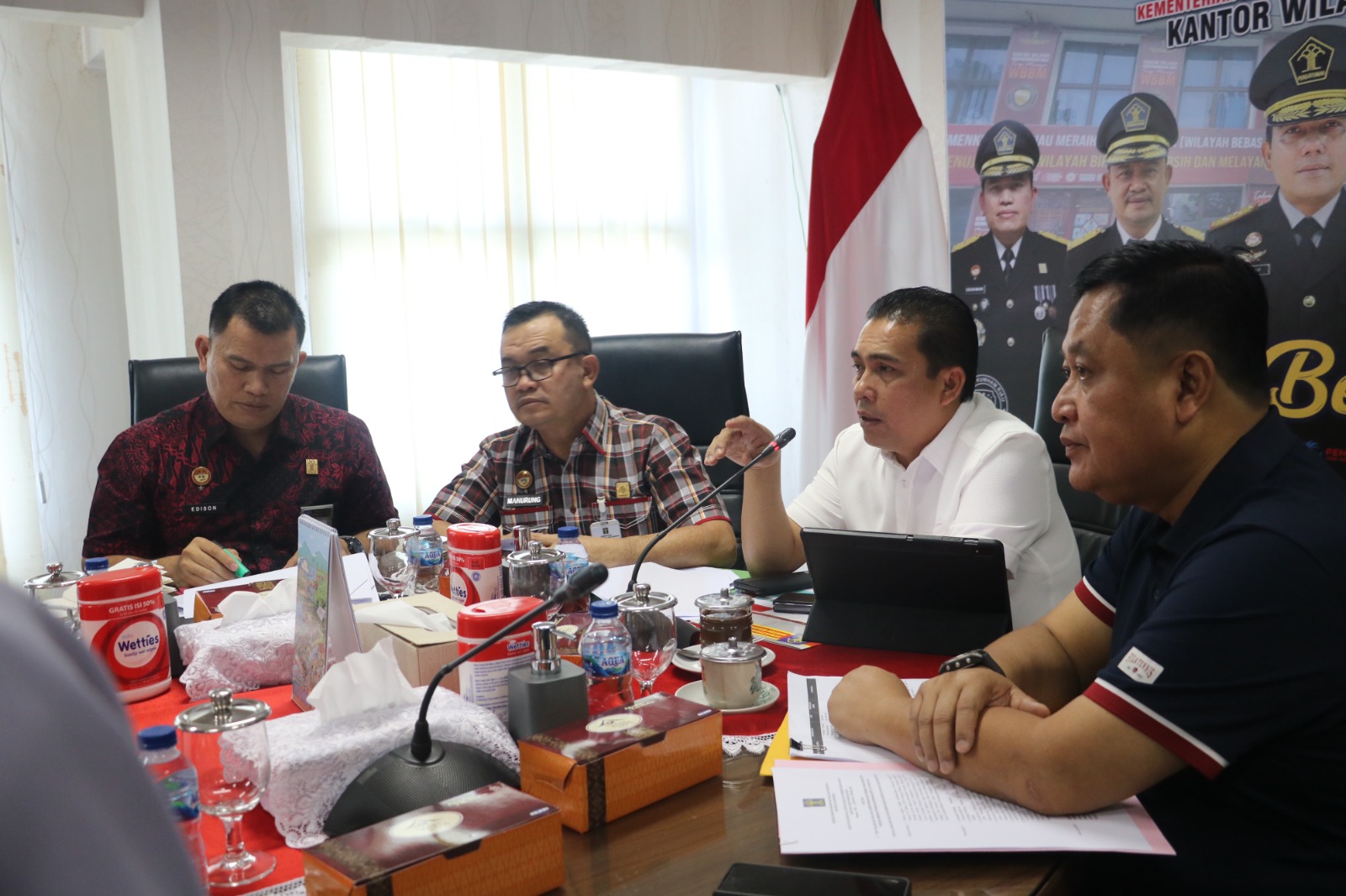 Permalink ke Kanwil Kemenkumham Riau Gelar Rapat Penyampaian Rencana Aksi Percepatan Perjanjian Kinerja Tahun 2024