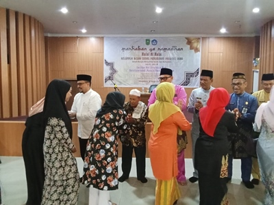 Permalink ke Tengku Fauzan Tambusai : Bulan Ramadan, Pelayanan dan Kinerja Disdik Riau Tak Berkurang!