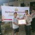 Kembali ! Kapolsek Tapung Hulu Bagikan Paket Sembako Kepada Masyarakat Kembali ! Kapolsek Tapung Hulu Bagikan Paket Sembako Kepada Masyarakat