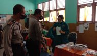 Permalink ke Tidak Mengenal Lelah Polsek Limapuluh Tetap Laksanakan Vaksin Untuk Anak-anak Dihari Minggu. Permalink ke Tidak Mengenal Lelah Polsek Limapuluh Tetap Laksanakan Vaksin Untuk Anak-anak Dihari Minggu.