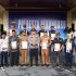 Kapolresta Pekanbaru Beri Penghargaan Kepada Pokdar Kamtibmas Kec.Marpoyan Damai Kapolresta Pekanbaru Beri Penghargaan Kepada Pokdar Kamtibmas Kec.Marpoyan Damai