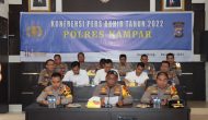 Permalink ke Konferensi Pers Akhir Tahun, Kapolres Kampar : Tahun 2022 Pengungkapan Meningkat Permalink ke Konferensi Pers Akhir Tahun, Kapolres Kampar : Tahun 2022 Pengungkapan Meningkat