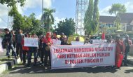 Permalink ke Tuntut Tahanan Polsek Pinggir Dibebaskan, Ratusan Masa SPKN Riau Gelar Aksi Unjuk Rasa