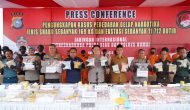 Permalink ke Polda Riau Dan Polres Dumai Berhasil Menggulung 9 Tersangka Dengan Barang Bukti 168.89 Kilogram Narkotika