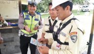 Permalink ke Sembari Patroli,Personil.Subdit Gakkum Ditlantas Polda Riau Giat Cooling System Guna Sukseskan Pemilu 2024
