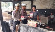 Permalink ke Jelang Pemilu 2024, Personil Ditlantas Polda Riau Sambangi Bengkel Radiator Sampaikan Pesan Pemilu Damai yang Berkeselamatan