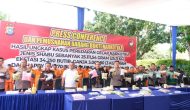 Permalink ke Ditresnarkoba Polda Riau Musnahkan 25 Kg dan 34 Ribu Butir Pil Ekstasi Permalink ke Ditresnarkoba Polda Riau Musnahkan 25 Kg dan 34 Ribu Butir Pil Ekstasi