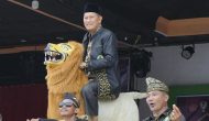 Permalink ke Ketum KBB Riau H.Syamsuddin Uti Ikut Meriahkan Pesta Pekan Ragam Budaya Nusantara Dengan Menaiki Patung Harimau.