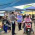Sat lantas Polres Pelalawan Sampaikan Pesan Kamtibmas dan Cooling System Pilkada Damai Tahun 2024 Hingga ke lokasi Pasar.