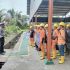 Aksi Blusukan Personil Sat Lantas Polres Pelalawan Ajak Karyawan Perusahaan Ciptakan Pilkada Damai.
