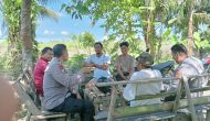 Permalink ke Rutin Gelar Giat Cooling System. Jajaran Binmas Rumbai Duduk Bersama Warga, Upaya Wujudkan Pilkada 2024 Damai Sejuk dan Kondusif