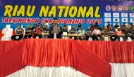 Permalink ke Pj Gubernur Riau Diwakili Kabid Dispora Resmi Buka Riau National Taekwondo Championship 2025