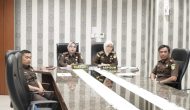 Permalink ke Jam Pidum Setuju Mengabulkan Penghentian Penuntutan,Kasus Kedua Perkara Resmi Ditutup. Permalink ke Jam Pidum Setuju Mengabulkan Penghentian Penuntutan,Kasus Kedua Perkara Resmi Ditutup.