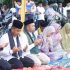 Laksanakan Ziarah Kubur ke Kampar, Gubernur Riau dan Bupati Kampar Makan Bajambau Basamo di Nosa Banjau Kampuong Godang.