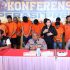 Polda Riau Konfrensi Pers Pengungkapan Kasus Premanisme Kejahatan Hasil Operasi Pekat Lancang Kuning 2025 Polda Riau Konfrensi Pers Pengungkapan Kasus Premanisme Kejahatan Hasil Operasi Pekat Lancang Kuning 2025