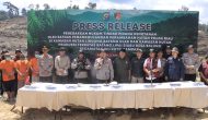 Permalink ke Polda Riau Perang Melawan Perambahan Hutan: 21 Kasus Ditangani, Kapolda Tegaskan Komitmen Lestarikan Alam