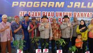 Permalink ke Polda Riau Luncurkan Program JALUR, Hadirkan Pelayanan Hingga ke Pelosok Perairan Permalink ke Polda Riau Luncurkan Program JALUR, Hadirkan Pelayanan Hingga ke Pelosok Perairan