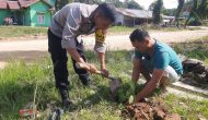 Permalink ke Polsek Singingi Hilir Laksanakan Penanaman Bibit Pohon Salam Dukung Program Penghijauan Polda Riau