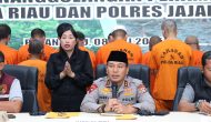 Permalink ke Polda Riau Tangkap 46 Tersangka Kejahatan Kehutanan, Tegaskan Komitmen Penegakan Hukum