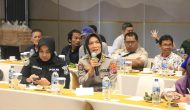 Permalink ke Kabid Humas Polda Sumbar Hadiri Rapat Koordinasi Pembahasan Indeks Kemerdekaan Pers dan Program Prioritas Presiden di Sumbar Permalink ke Kabid Humas Polda Sumbar Hadiri Rapat Koordinasi Pembahasan Indeks Kemerdekaan Pers dan Program Prioritas Presiden di Sumbar