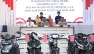 Permalink ke Polres Inhil Ungkap Kasus Curanmor di 9 TKP, Tiga Pelaku Berhasil Diamankan Permalink ke Polres Inhil Ungkap Kasus Curanmor di 9 TKP, Tiga Pelaku Berhasil Diamankan