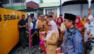 Permalink ke Bentuk Komitmen di Bidang Pendidikan, Pemkab Kampar Sediakan Bus Sekolah Gratis Untuk Pelajar di Kecamatan Tambang