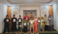 Permalink ke Tapung Hulu Bergema dengan Ayat Alquran, Polsek Gagas Program Magrib Mengaji’, Kapolsek: ‘Jaga Moral & Masa Depan Bangsa