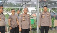 Permalink ke Wakapolres Kampar Cek Bank Pohon Setia, Pastikan Bibit Tanaman Subur, Kompol Rizki: Jaga Kelestarian Lingkungan