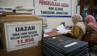Permalink ke 11.856 Ijazah SMA-SMK di Riau Masih Menumpuk di Sekolah, Ombudsman Bongkar Penyebabnya