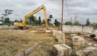 Permalink ke Penggalian Drainase di Bawah Jembatan Siak IV Tanpa Plang Proyek Disorot, BASMI Riau Curiga Ada “Proyek Siluman”