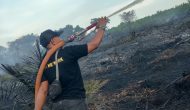 Permalink ke Dalam Hitungan Jam, TRC BPBD Inhil Taklukkan Dua Titik Karhutla