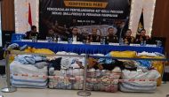 Permalink ke Bea Cukai Gagalkan Penyelundupan Ratusan Koli Pakaian Bekas Senilai Rp. 3,9 Miliyar Di Perairan Panipahan