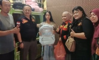 Permalink ke “Nyaris Gagal Sekolah Karena Tak Mampu, Ayla Akhirnya Diterima di SMKN 3 Pekanbaru, GRIB Jaya Datang Membawa Harapan.”