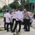 Sinergi Ditlantas dan PUPR, Penggalian Parit Jadi Solusi Atasi Banjir di Depan RS Awal Bros