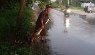 Permalink ke Patut Dicontoh, Tokoh Masyarakat Dumai Janangkok Lumban Raja Rela Hujan-hujanan Demi Keselamatan Pengguna Jalan Dan Masyarakatnya. Permalink ke Patut Dicontoh, Tokoh Masyarakat Dumai Janangkok Lumban Raja Rela Hujan-hujanan Demi Keselamatan Pengguna Jalan Dan Masyarakatnya.